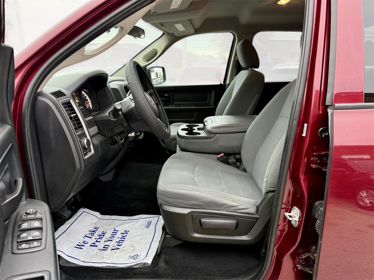 2018 RAM 1500 ST Photo