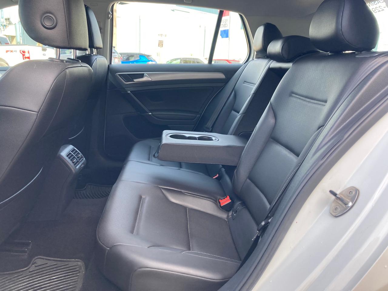 2016 Volkswagen Golf S - Photo #12