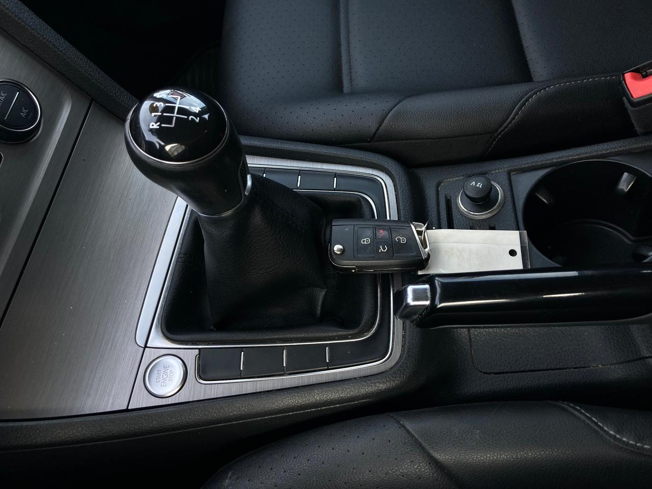 2016 Volkswagen Golf S - Photo #17