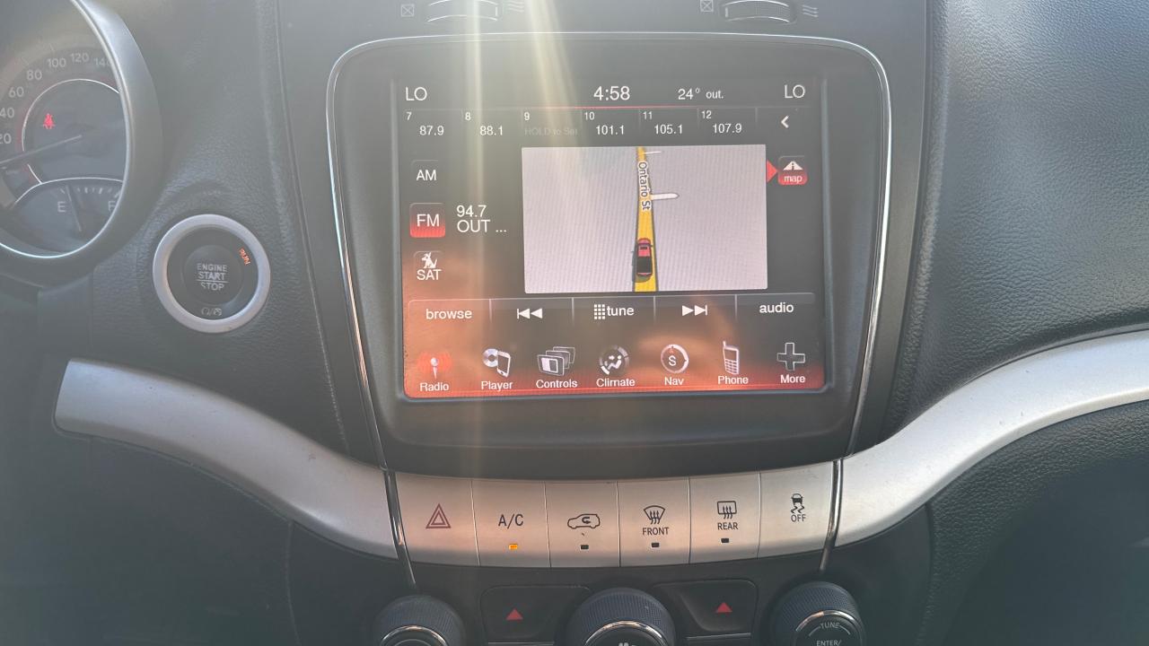 2017 Dodge Journey SXT Photo