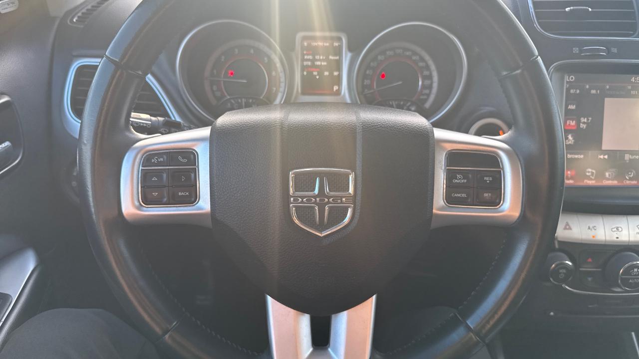 2017 Dodge Journey SXT Photo