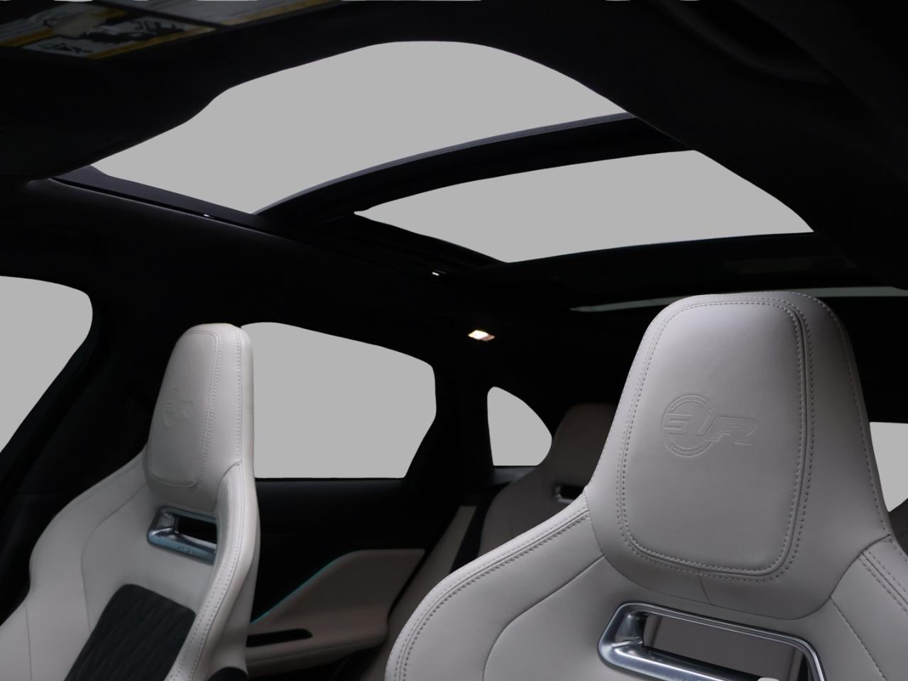 2020 Jaguar F-PACE V8 SVR AWD CERTIFIED *ACCIDENT FREE*JAGUAR MAINTAIN* CAMERA NAV BLUETOOTH LEATHER HEATED SEATS PANO ROOF CRUISE ALLOYS - Photo #13
