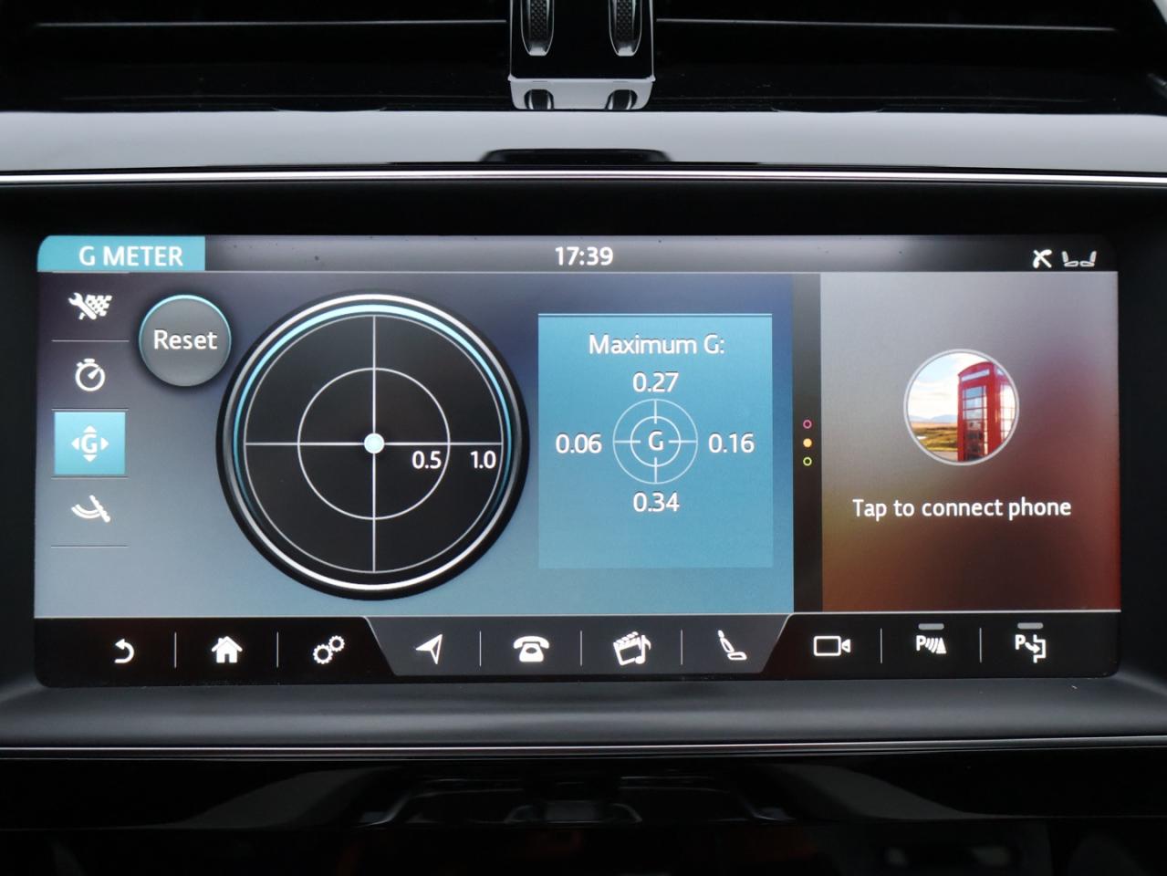 2020 Jaguar F-PACE V8 SVR AWD CERTIFIED *ACCIDENT FREE*JAGUAR MAINTAIN* CAMERA NAV BLUETOOTH LEATHER HEATED SEATS PANO ROOF CRUISE ALLOYS - Photo #18