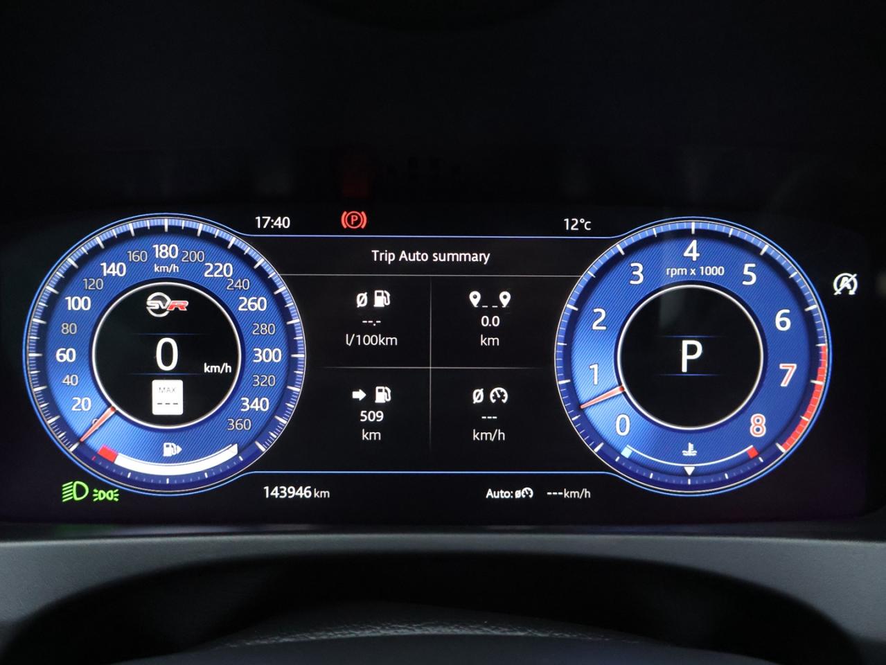 2020 Jaguar F-PACE V8 SVR AWD CERTIFIED *ACCIDENT FREE*JAGUAR MAINTAIN* CAMERA NAV BLUETOOTH LEATHER HEATED SEATS PANO ROOF CRUISE ALLOYS - Photo #48