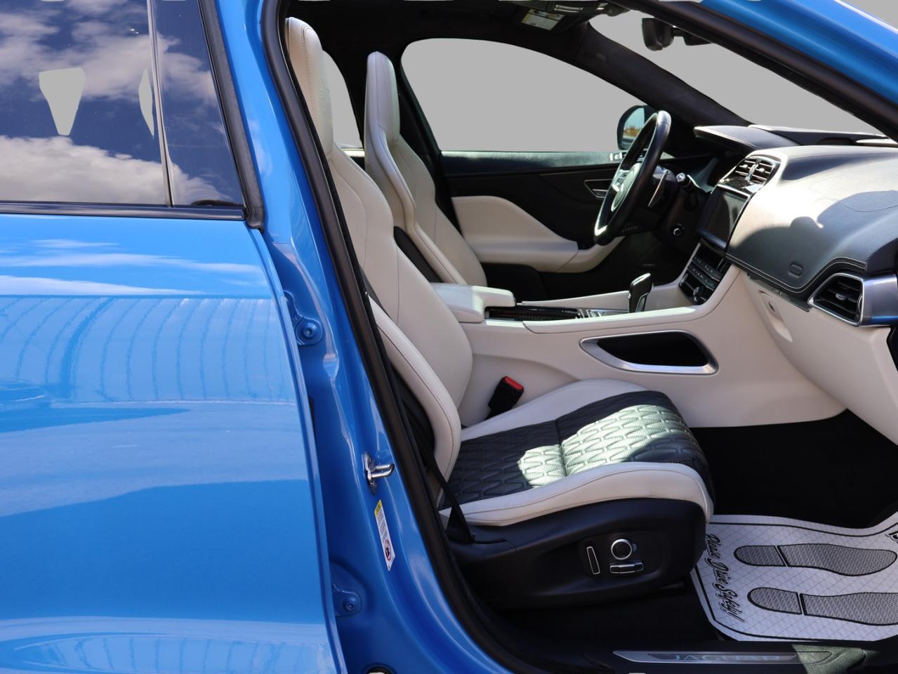 2020 Jaguar F-PACE V8 SVR AWD CERTIFIED *ACCIDENT FREE*JAGUAR MAINTAIN* CAMERA NAV BLUETOOTH LEATHER HEATED SEATS PANO ROOF CRUISE ALLOYS Photo