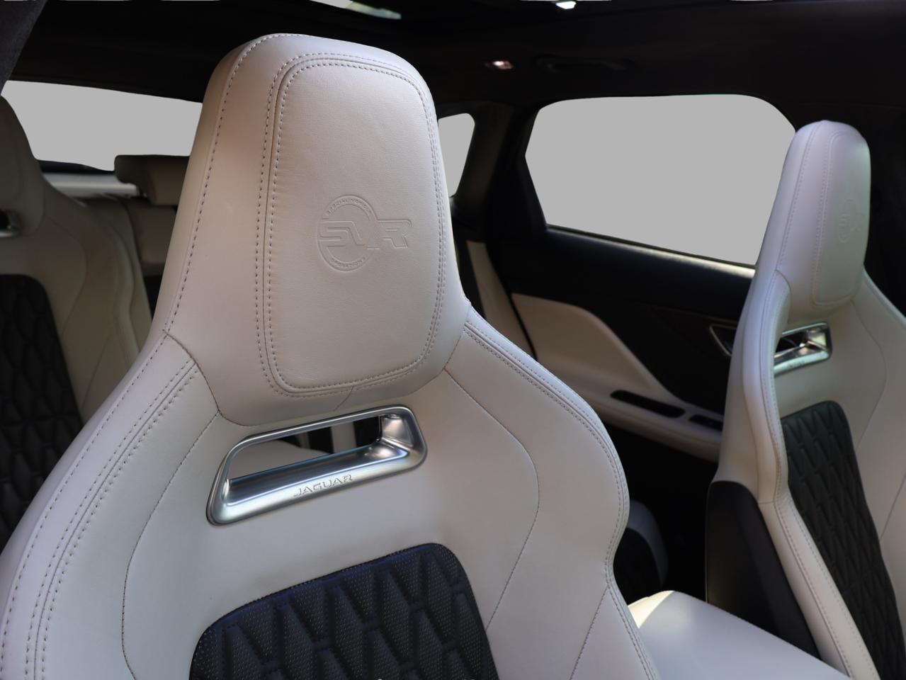 2020 Jaguar F-PACE V8 SVR AWD CERTIFIED *ACCIDENT FREE*JAGUAR MAINTAIN* CAMERA NAV BLUETOOTH LEATHER HEATED SEATS PANO ROOF CRUISE ALLOYS Photo