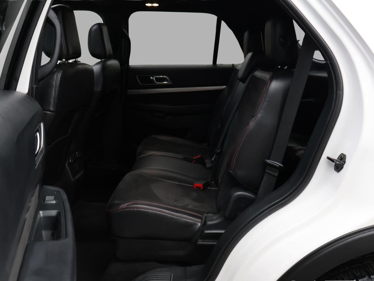 2018 Ford Explorer XLT CERTIFIED *ACCIDENT FREE* CAMERA NAV BLUETOOTH LEATHER HEATED SEATS PANO ROOF CRUISE ALLOYS - Photo #14