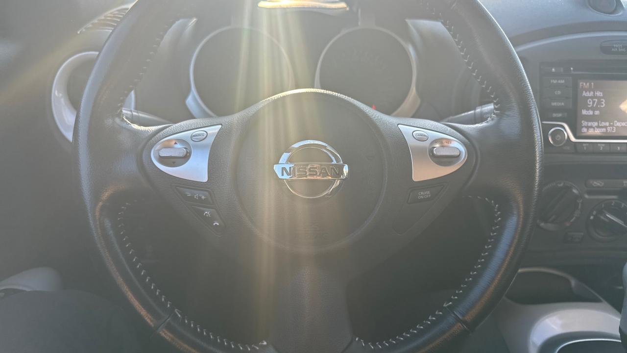 2017 Nissan Juke SV Photo