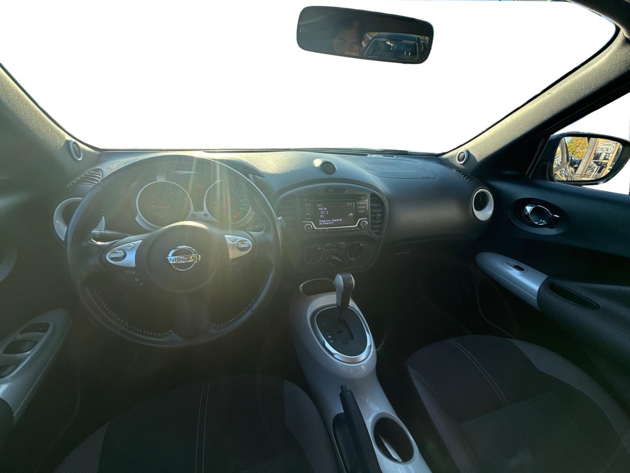 2017 Nissan Juke SV Photo