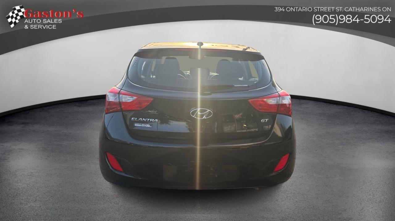 2014 Hyundai Elantra GT SE w/Tech Pkg Photo3