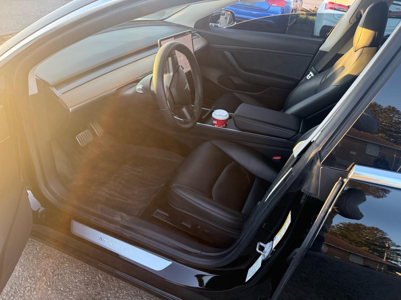 2020 Tesla Model 3 STANDARD RANGE PLUS, WELL MAINTAINED, CERT - Photo #15