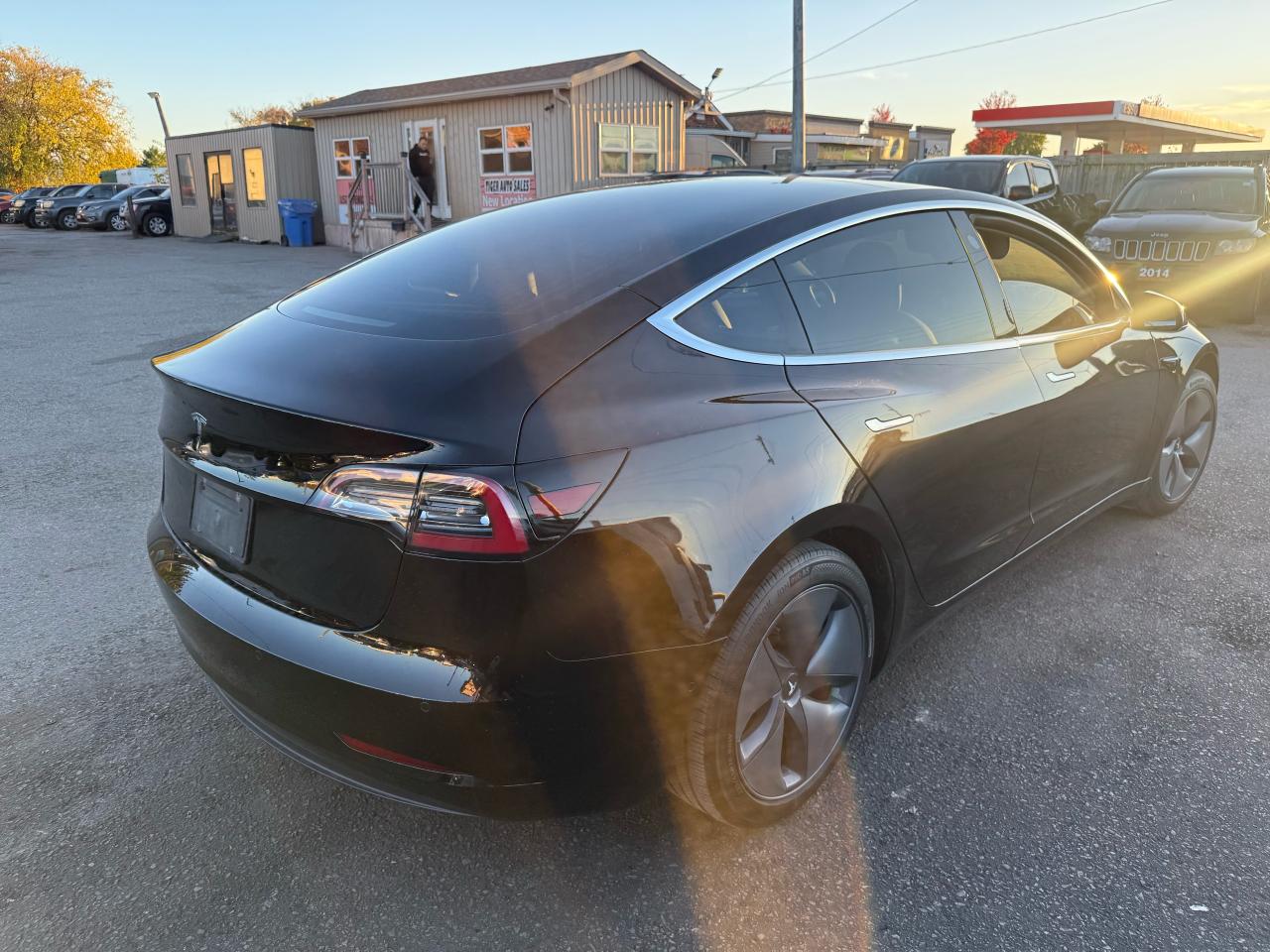 2020 Tesla Model 3 STANDARD RANGE PLUS, WELL MAINTAINED, CERT Photo4