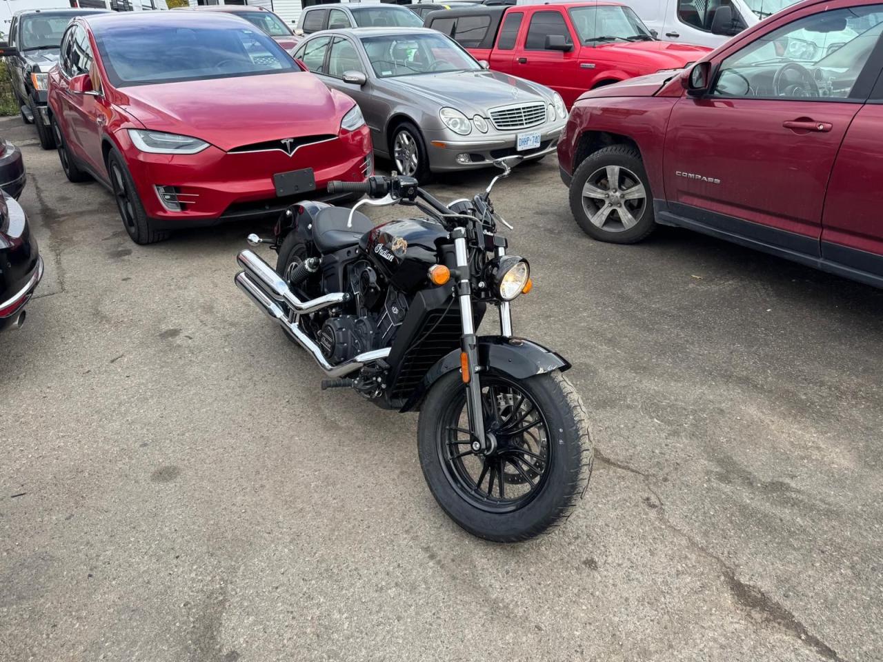 2016 Indian Scout SIXTY, CRUISER, ONLY 16,000KMS, LIGHT DAMAGE - Photo #8