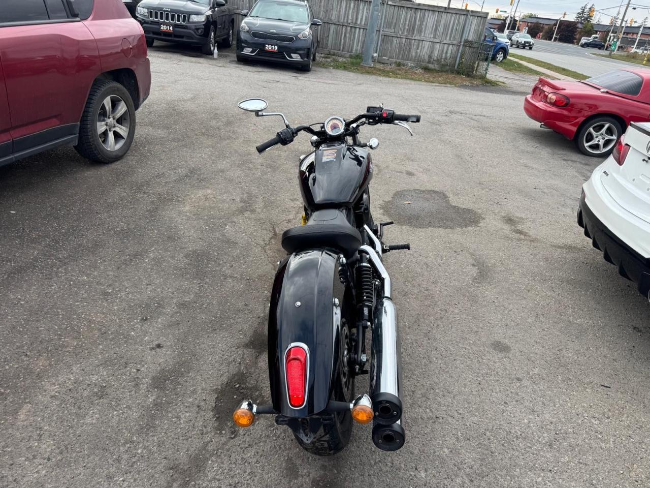 2016 Indian Scout SIXTY, CRUISER, ONLY 16,000KMS, LIGHT DAMAGE - Photo #4