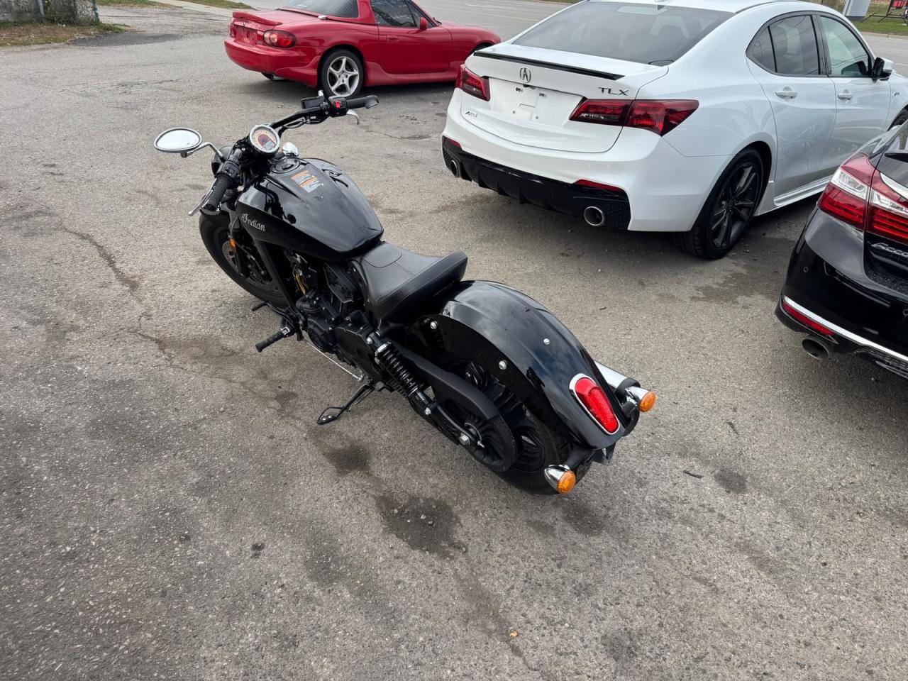 2016 Indian Scout SIXTY, CRUISER, ONLY 16,000KMS, LIGHT DAMAGE - Photo #5