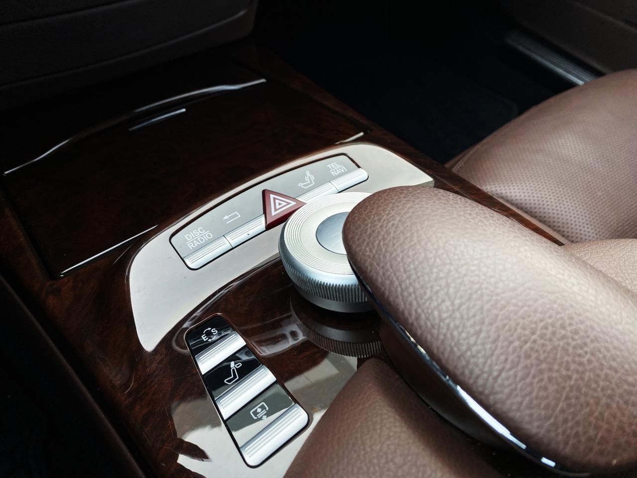 2012 Mercedes-Benz S-Class S550-LWB-AMG SPORT PKG-REAR ENTERTAINMENT-1 OWNER - Photo #26