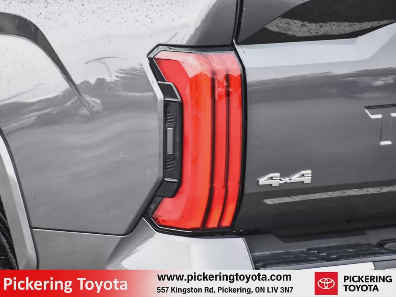 2023 Toyota Tundra LIMITED HYBRID Photo3