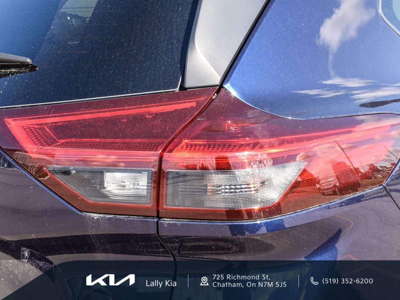 2024 Nissan Rogue SV Moonroof New Arrival | Low KMs | Clean CarFax | Roof | Heated Seats Photo