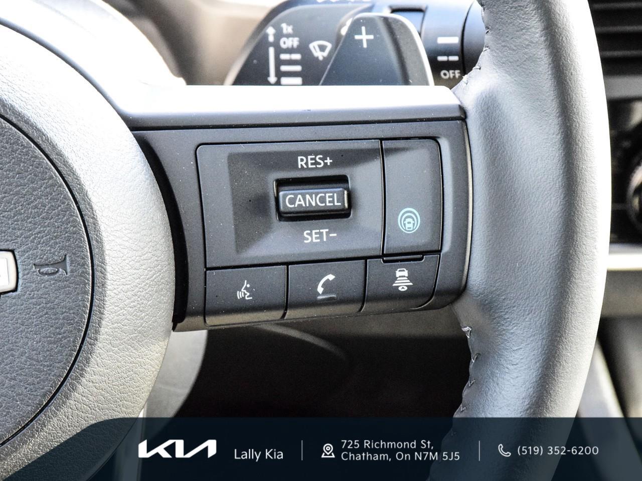 2024 Nissan Rogue SV Moonroof New Arrival | Low KMs | Clean CarFax | Roof | Heated Seats Photo