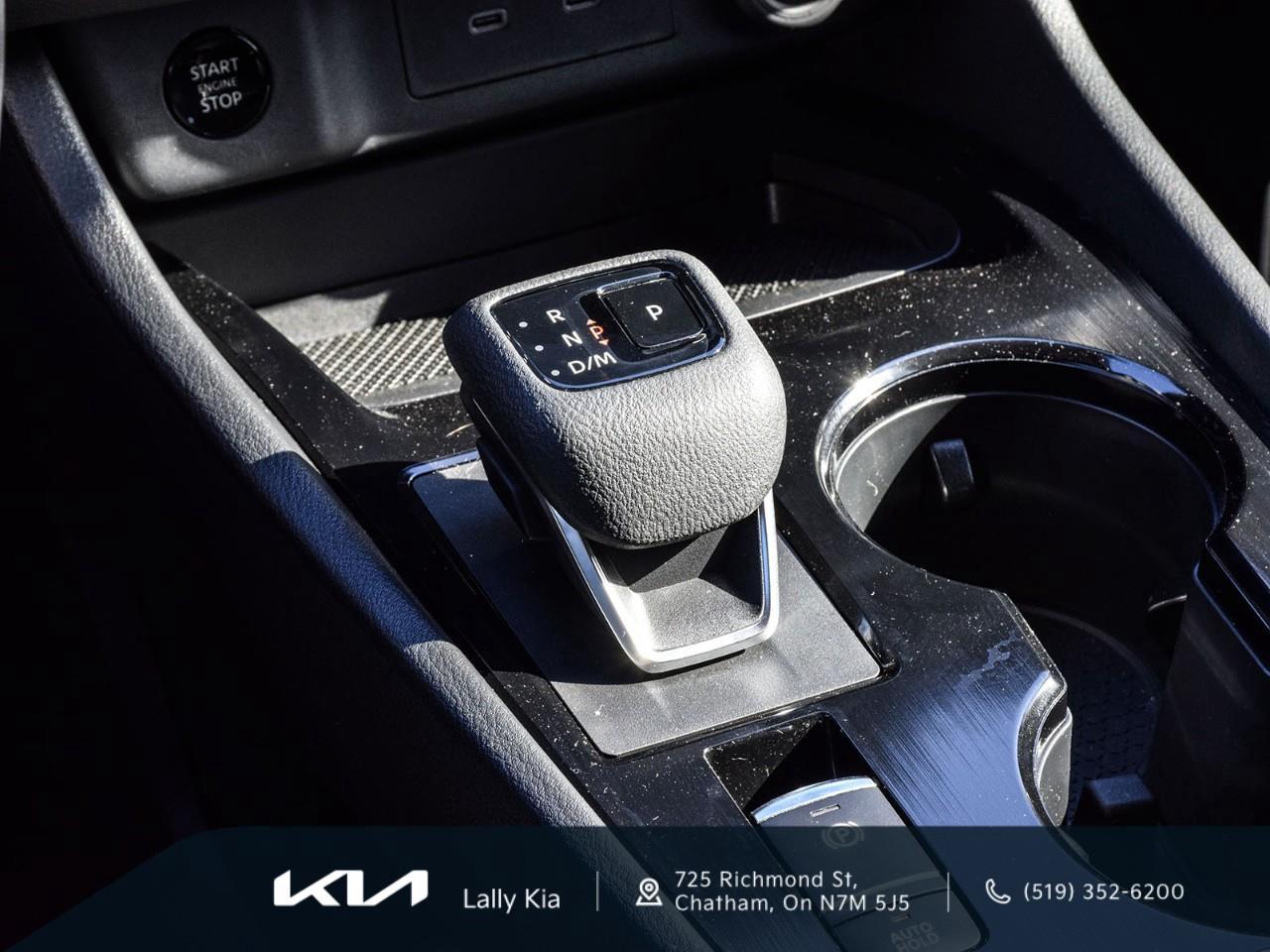 2024 Nissan Rogue SV Moonroof New Arrival | Low KMs | Clean CarFax | Roof | Heated Seats Photo