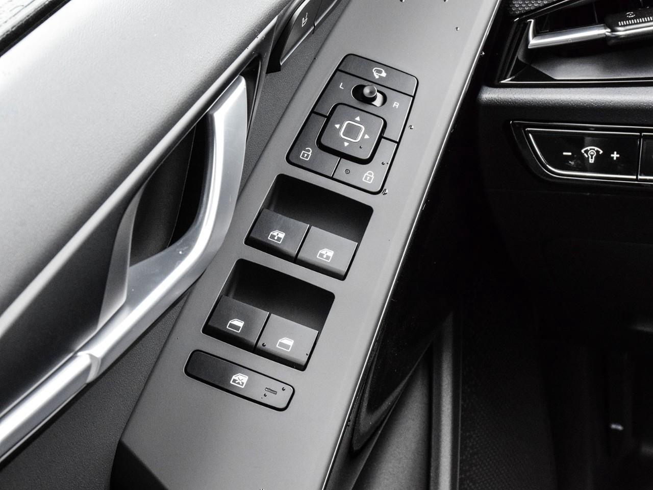 2026 Kia NIRO 2026 Kia Niro – SX Photo