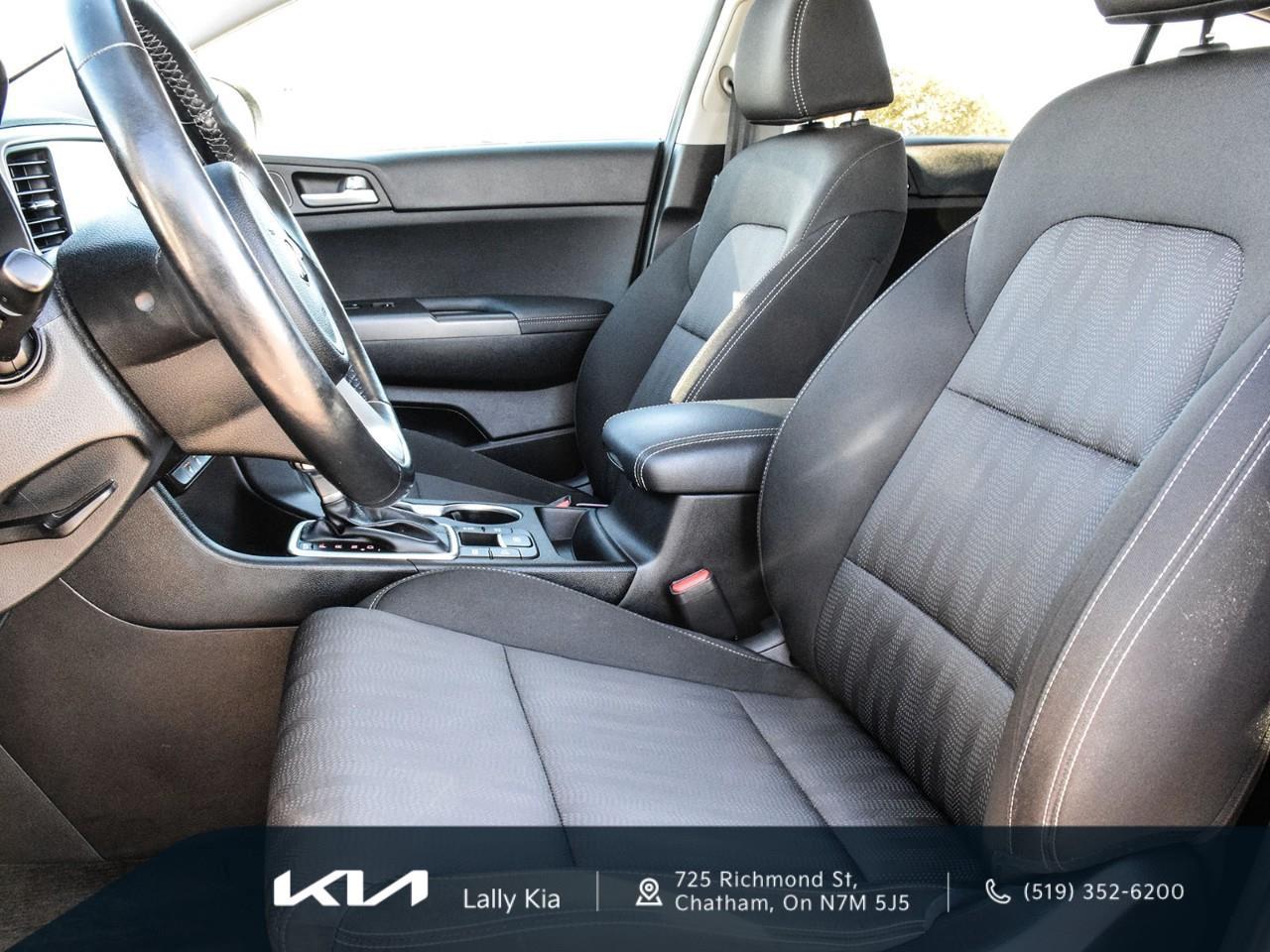 2020 Kia Sportage EX S New Arrival | Low KMs | Clean CarFax | Roof | Heated Seats Photo