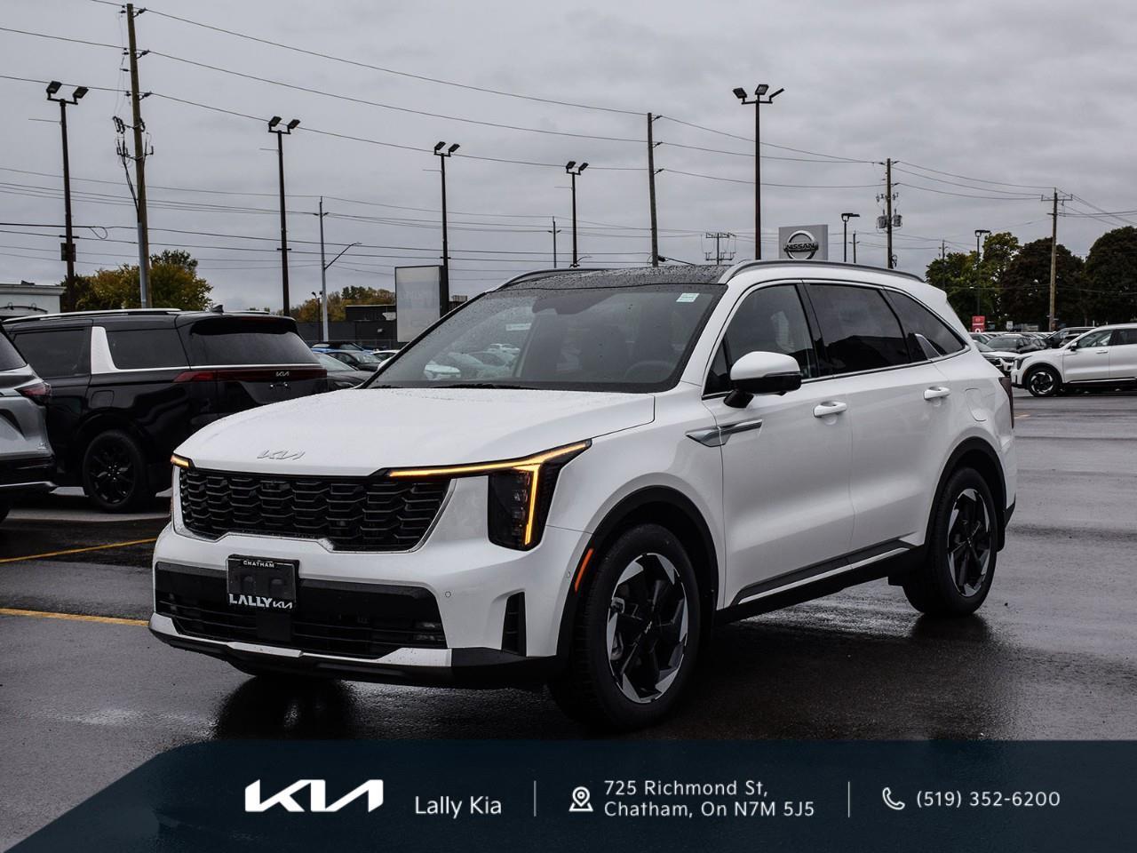 2026 Kia Sorento Plug-In Hybrid 2026 Kia Sorento SX Plug-In Hybrid | Dealership Demo | Qualifies for New Incentives Photo