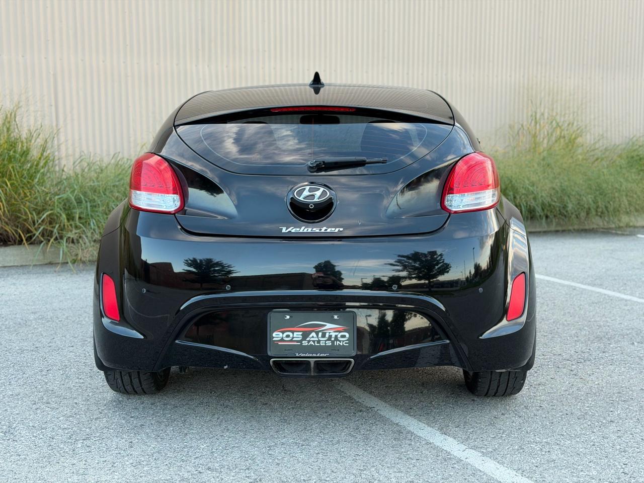 2016 Hyundai Veloster Tech - Photo #8