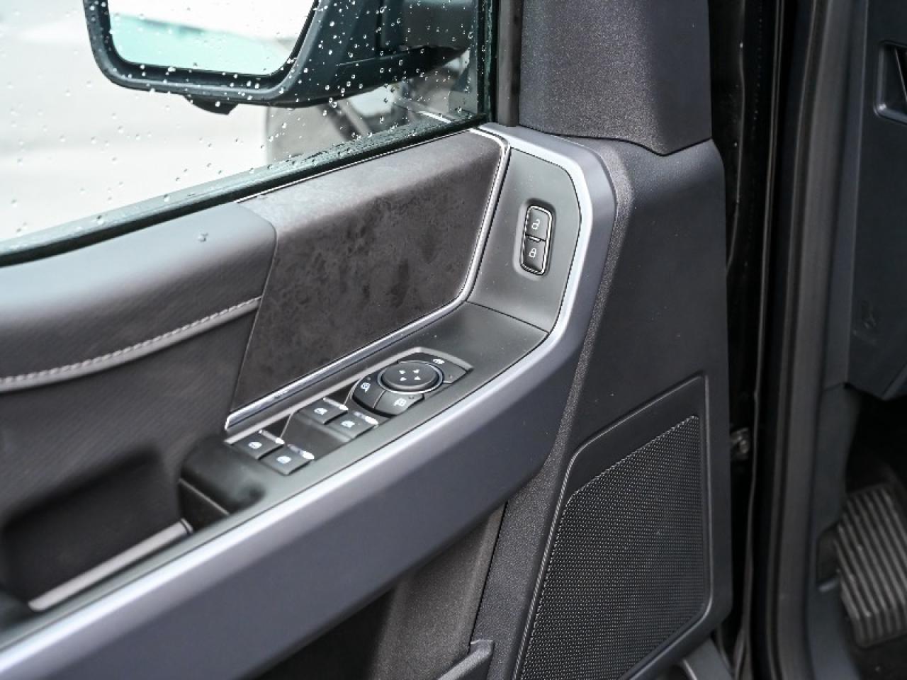 2025 Ford F-150 XLT Photo