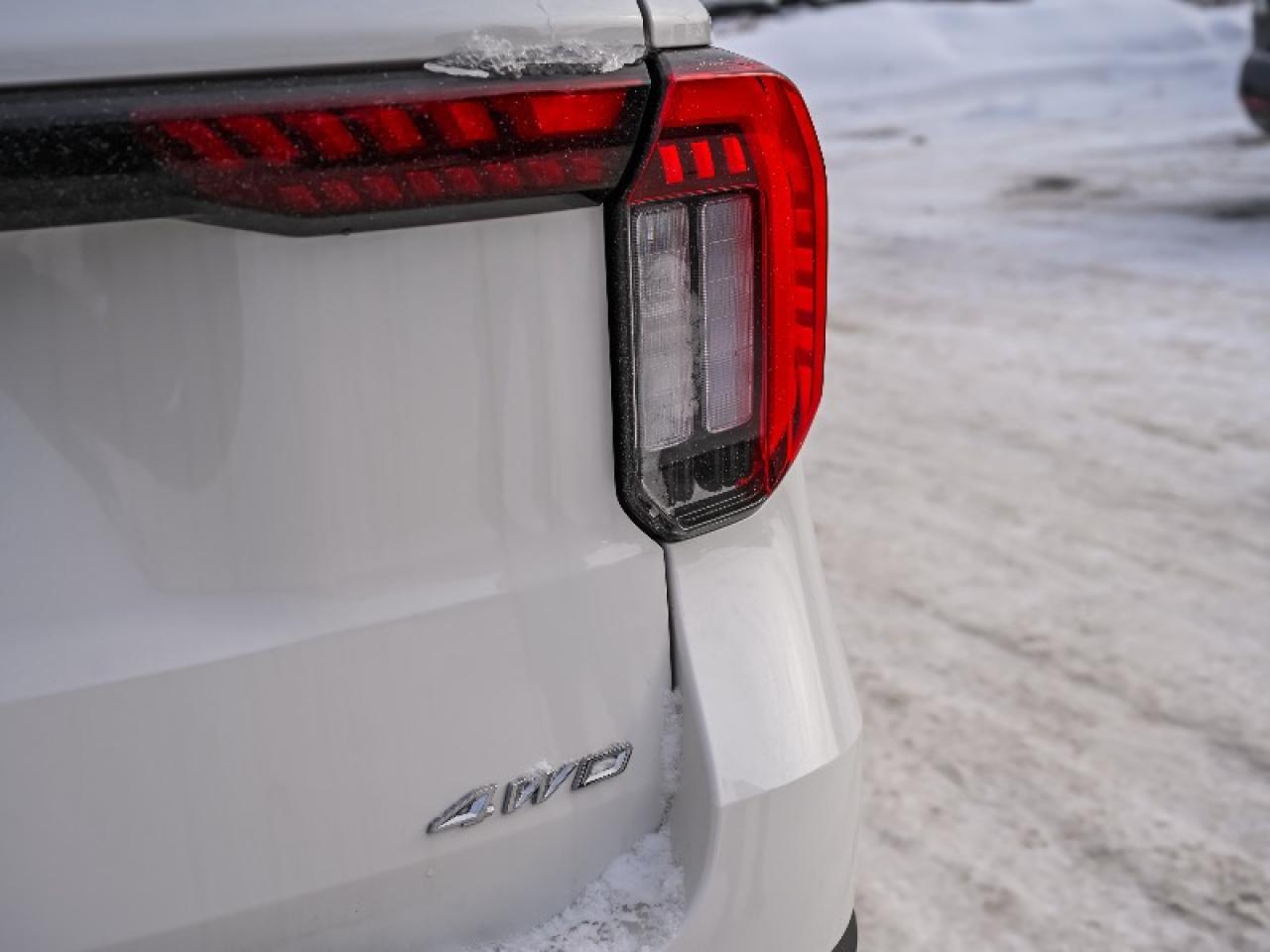 2026 Ford Explorer Platinum Photo