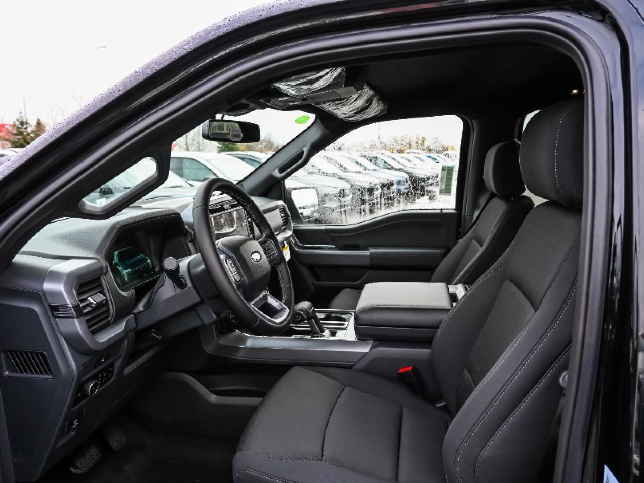 2025 Ford F-150 XLT Photo