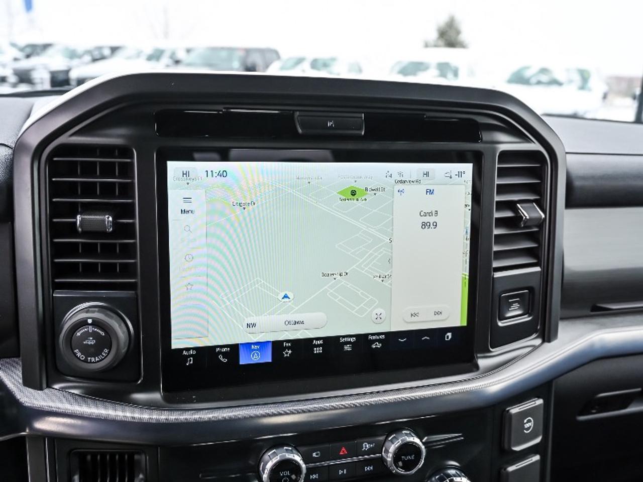 2025 Ford F-150 Lariat Photo