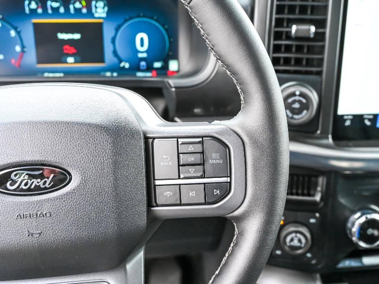 2025 Ford F-150 Lariat Photo