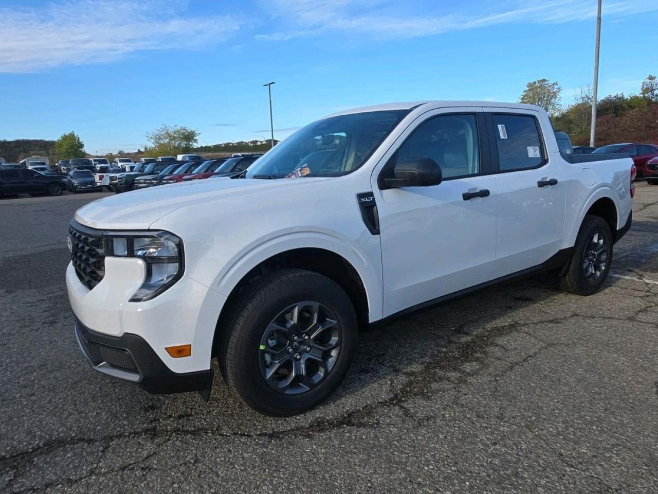 2025 Ford Maverick XLT Photo0