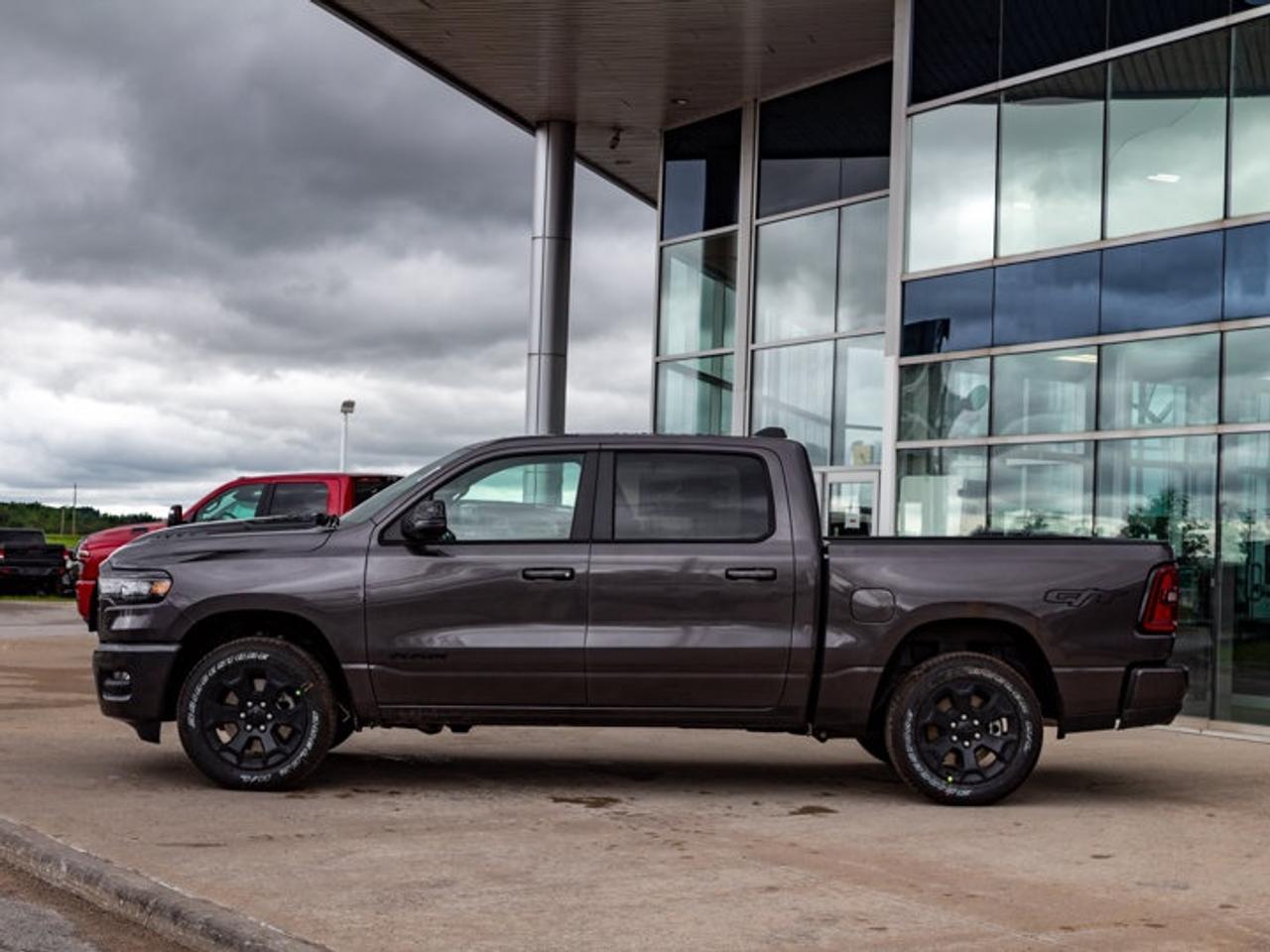 2026 RAM 1500 SPORT Photo4