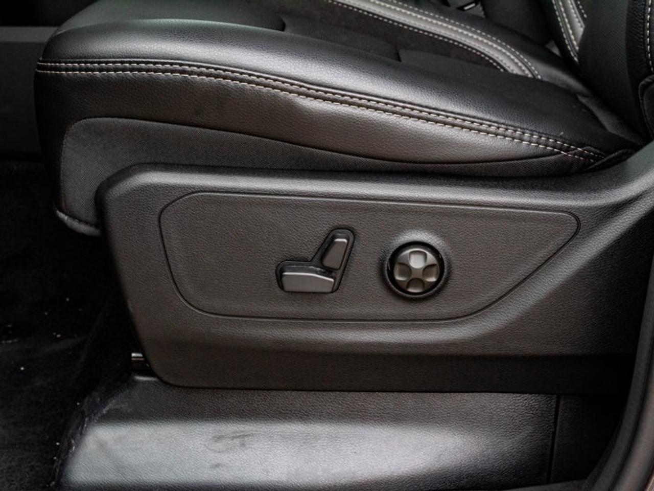 2026 RAM 1500 SPORT Photo