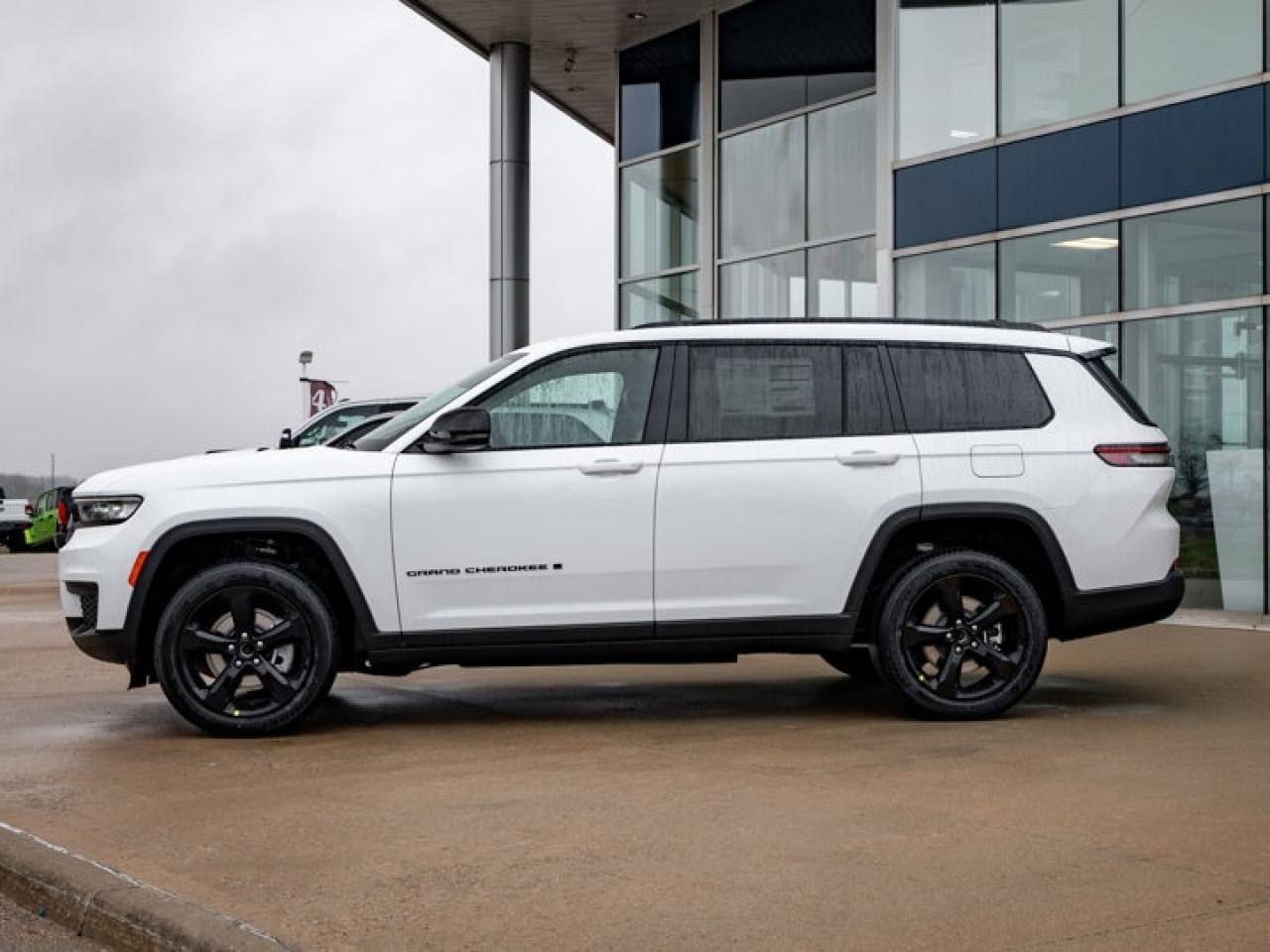 2025 Jeep Grand Cherokee L ALTITUDE Photo4