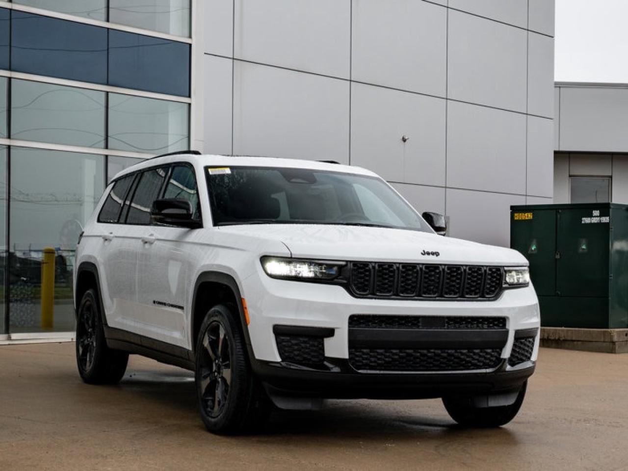 2025 Jeep Grand Cherokee L ALTITUDE Photo