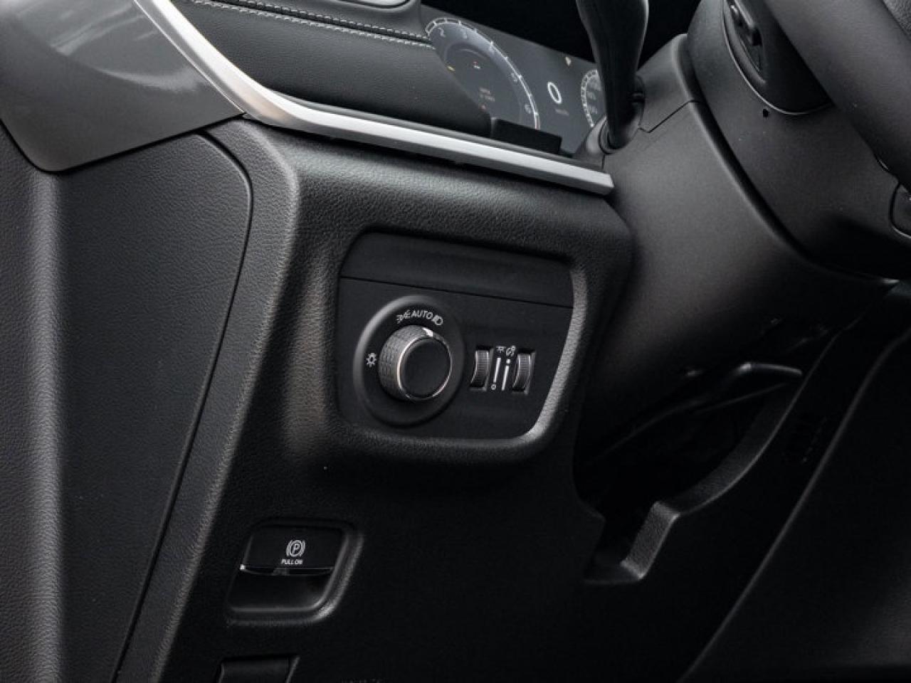 2025 Jeep Grand Cherokee L ALTITUDE Photo