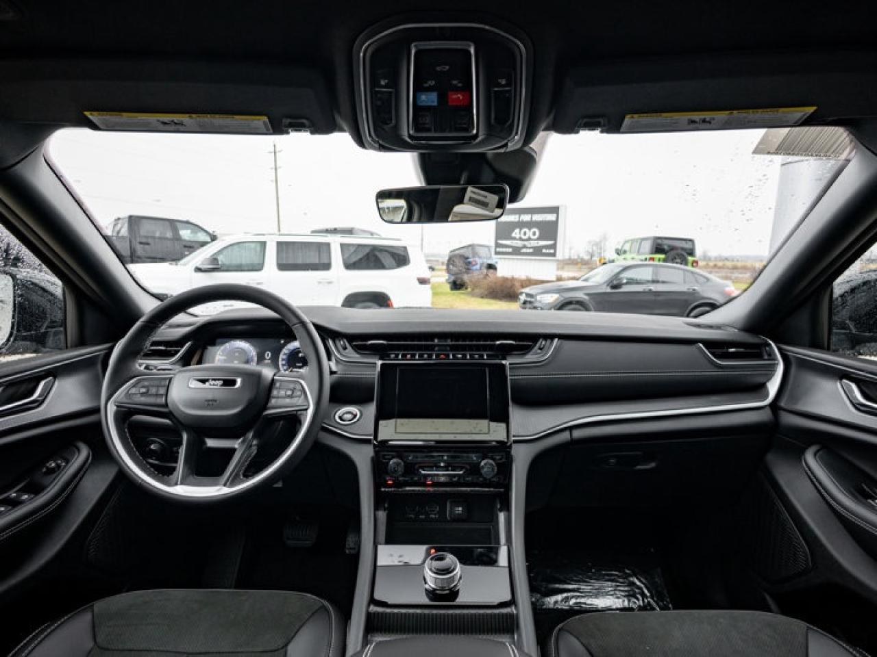 2025 Jeep Grand Cherokee L ALTITUDE Photo