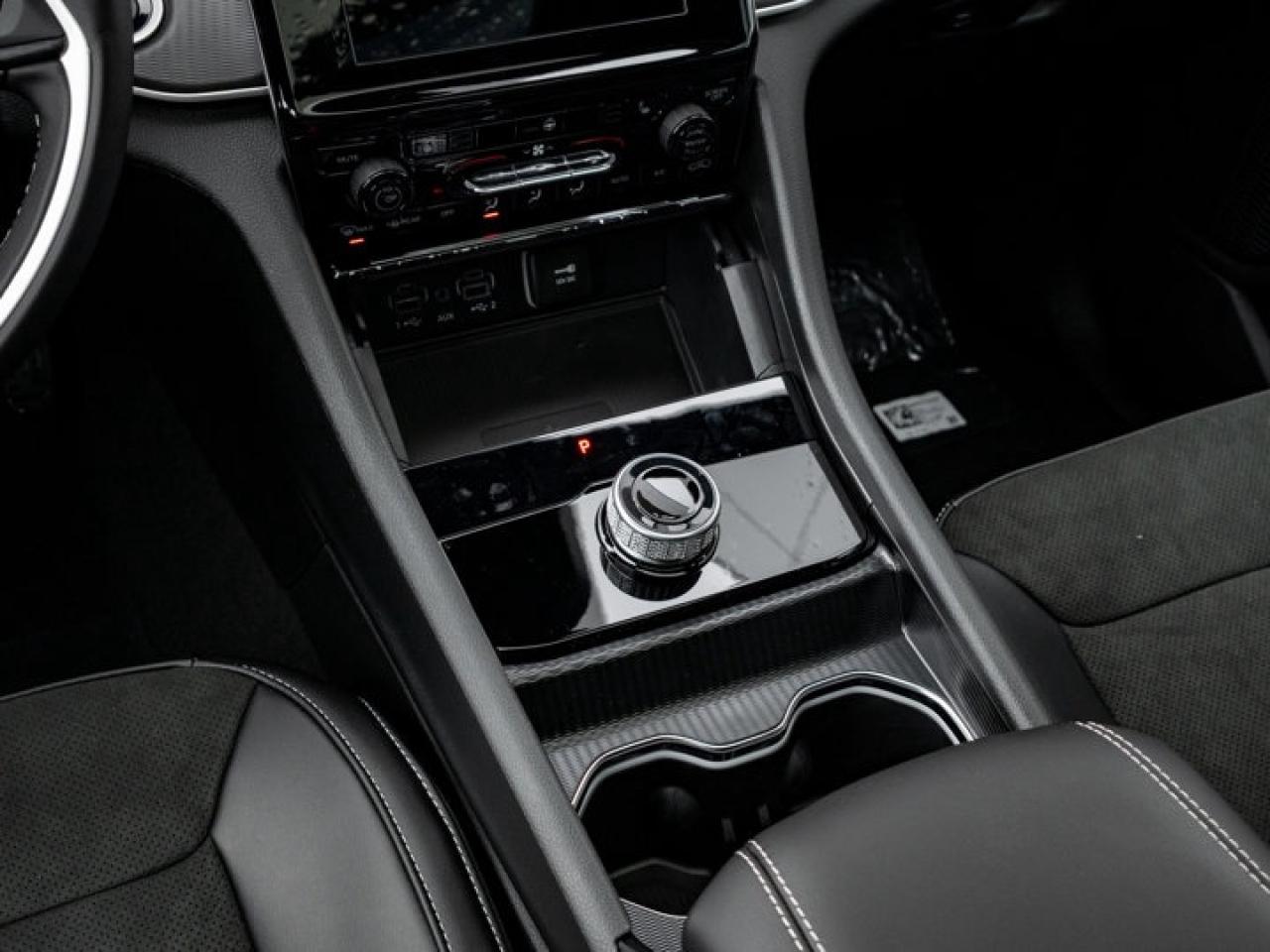 2025 Jeep Grand Cherokee L ALTITUDE Photo