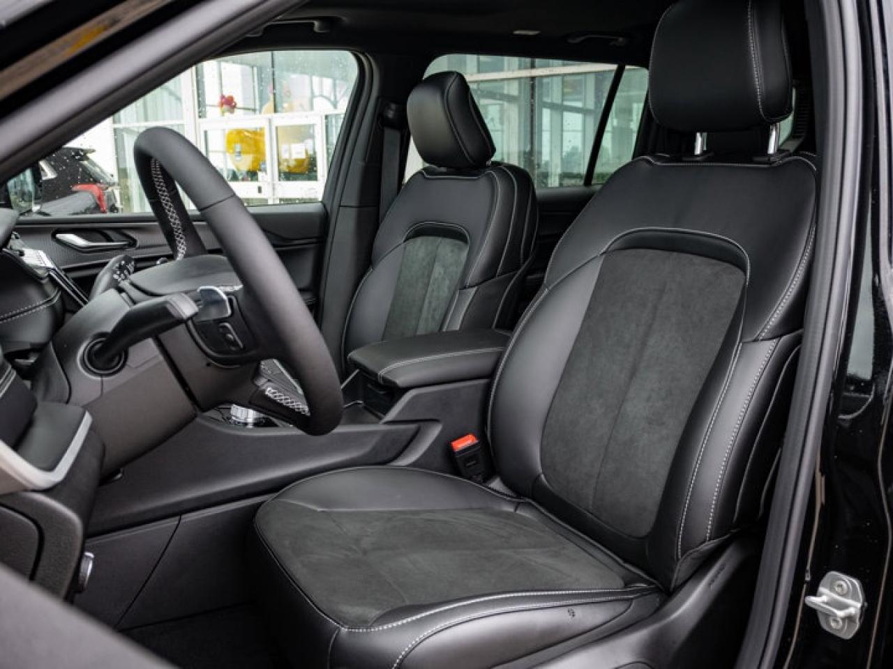 2025 Jeep Grand Cherokee L Altitude Photo