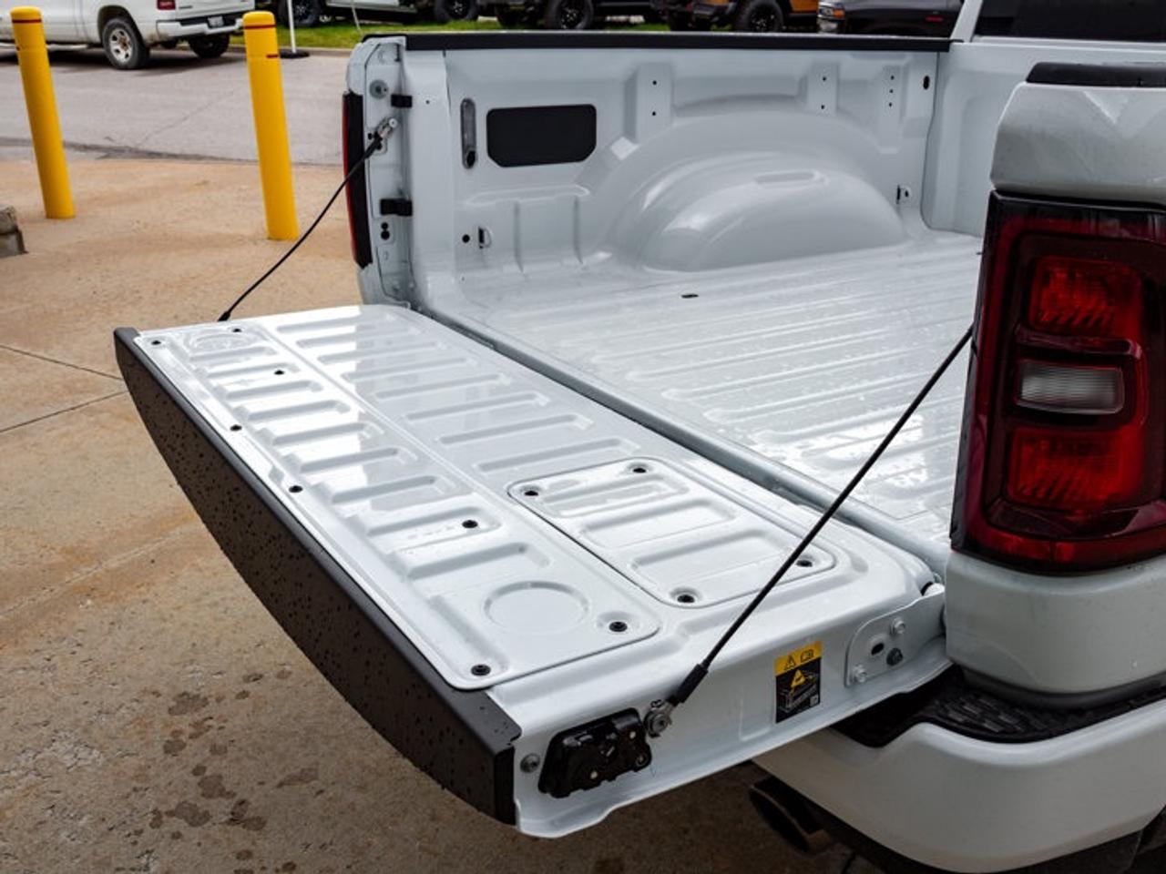 2026 RAM 1500 SPORT Photo