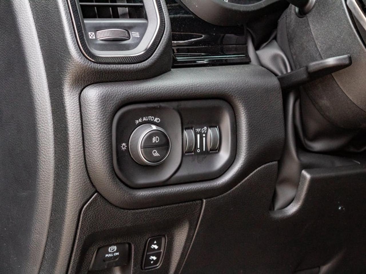 2026 RAM 1500 SPORT Photo