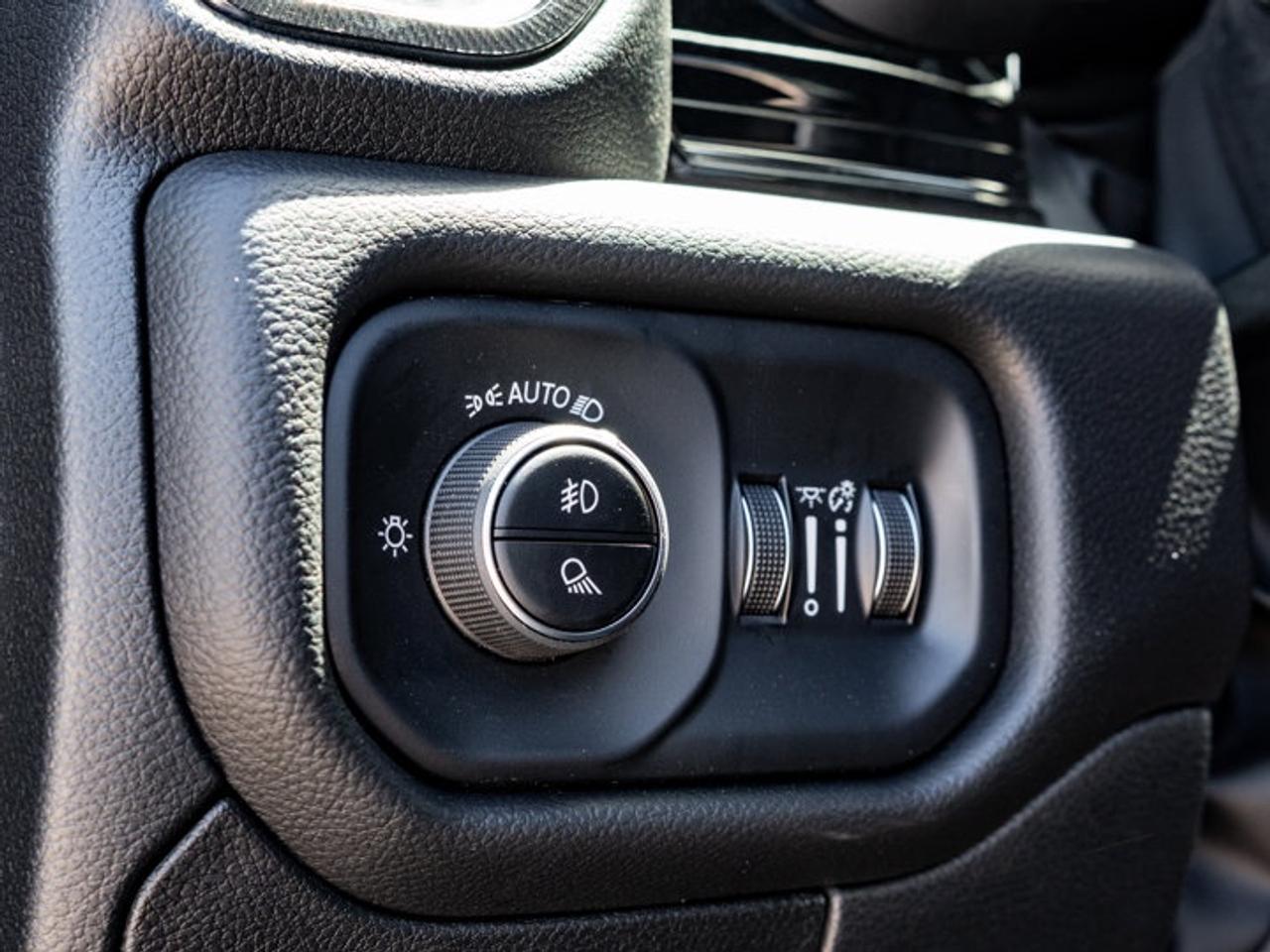2026 RAM 1500 SPORT Photo