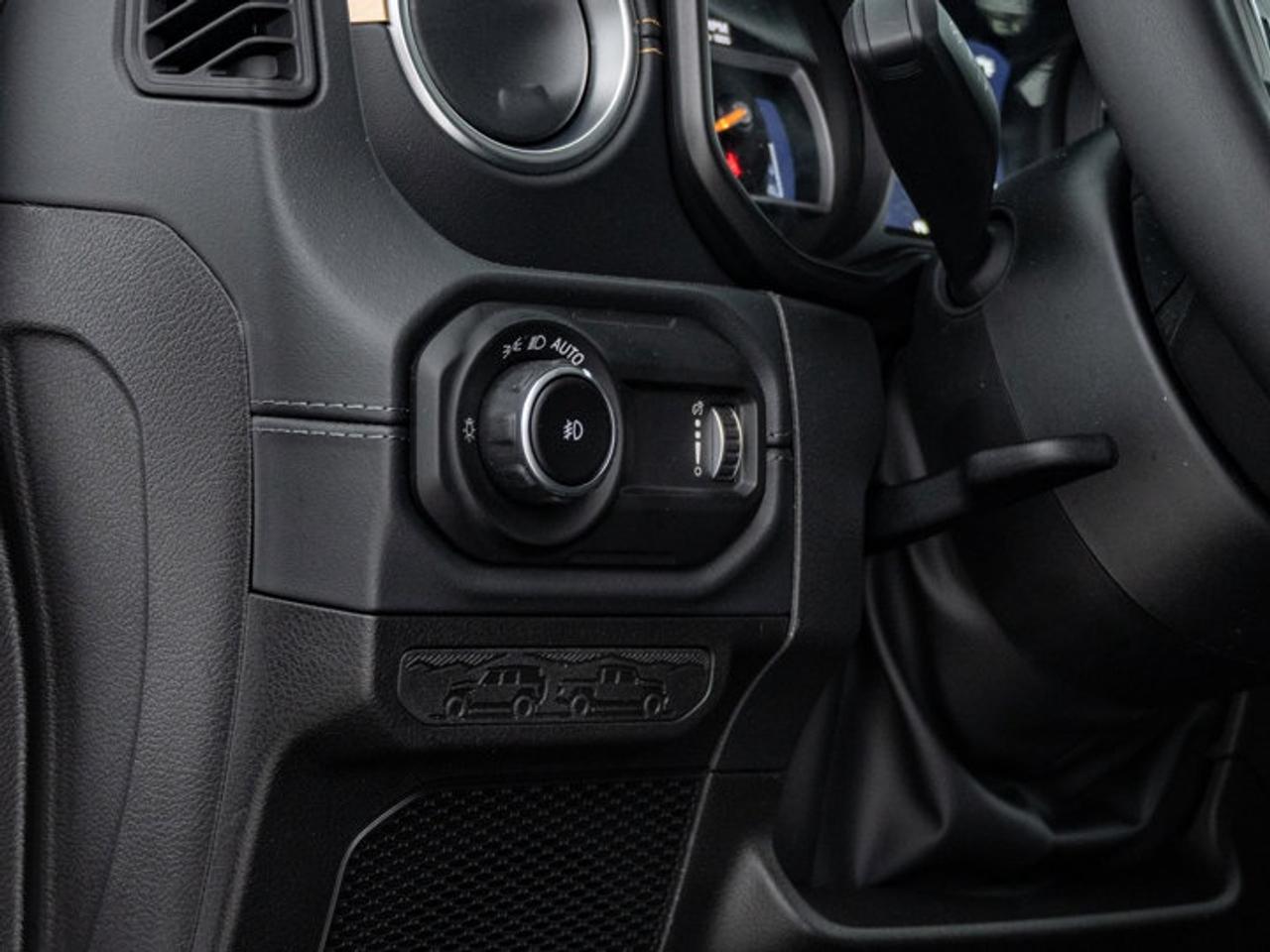 2026 Jeep Wrangler Sahara Photo