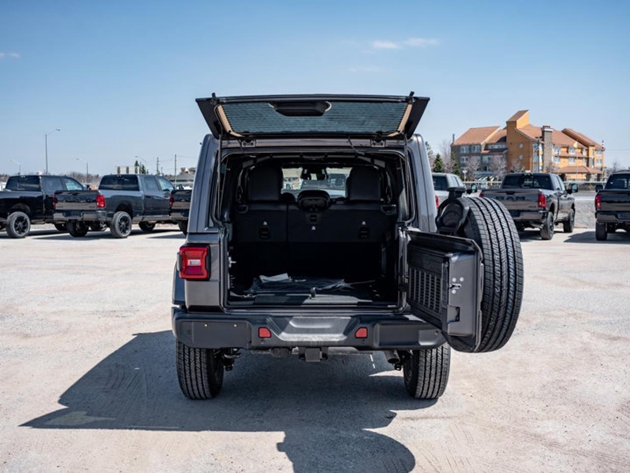 2026 Jeep Wrangler Sahara Photo