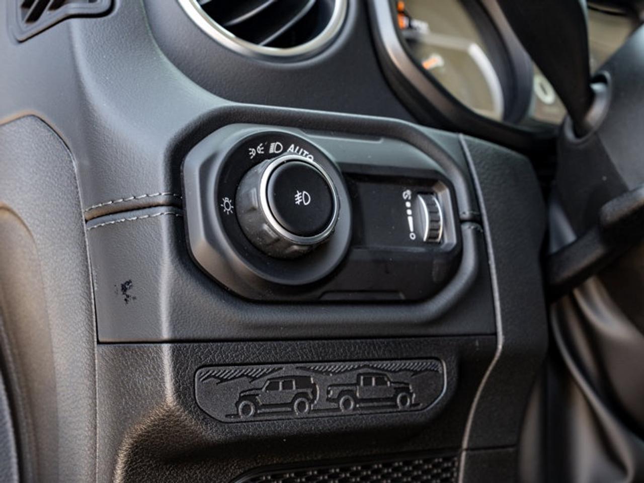 2026 Jeep Wrangler Sahara Photo