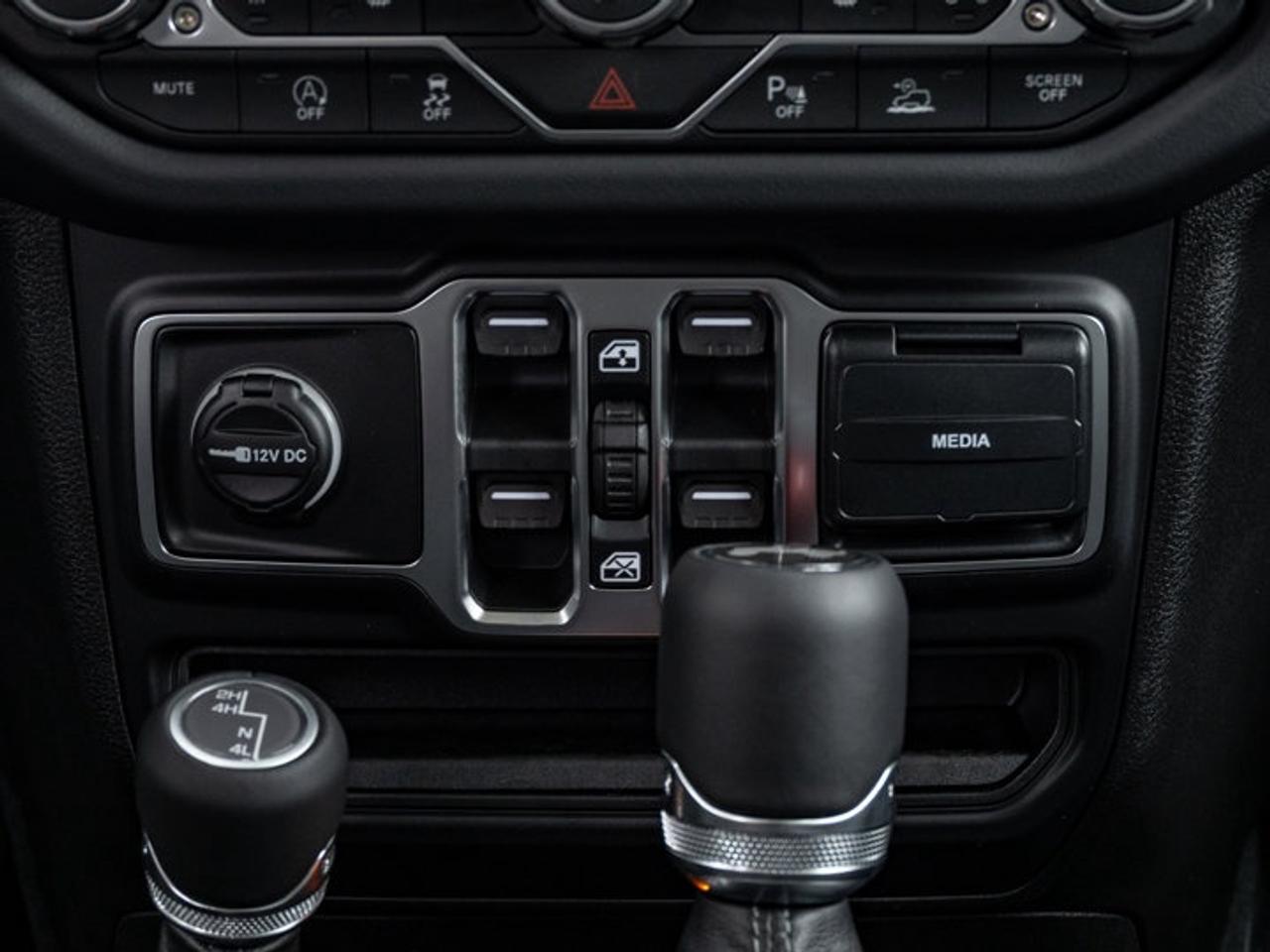 2026 Jeep Wrangler Sahara Photo