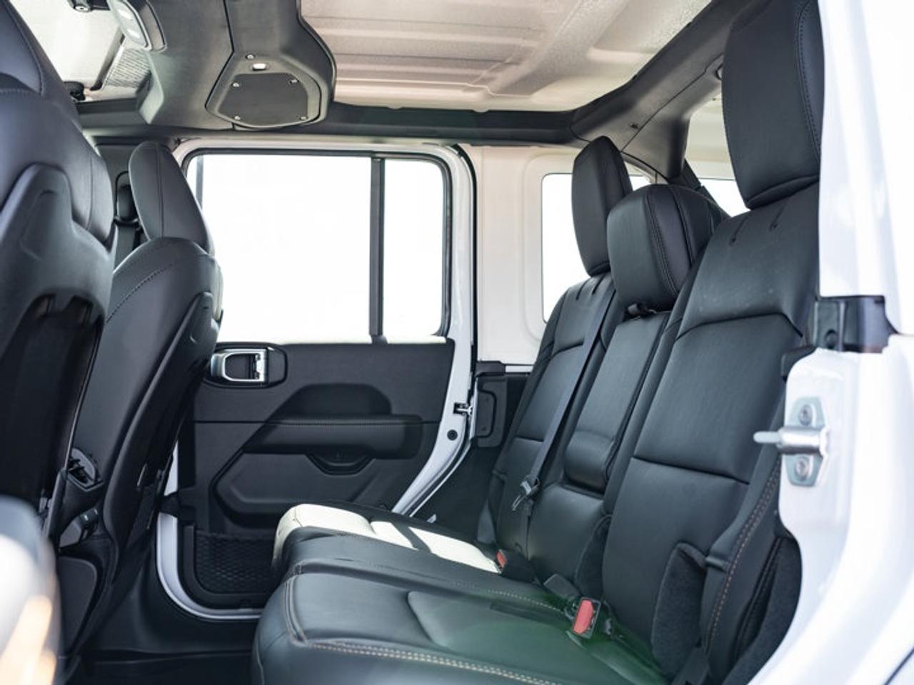 2026 Jeep Wrangler Sahara Photo
